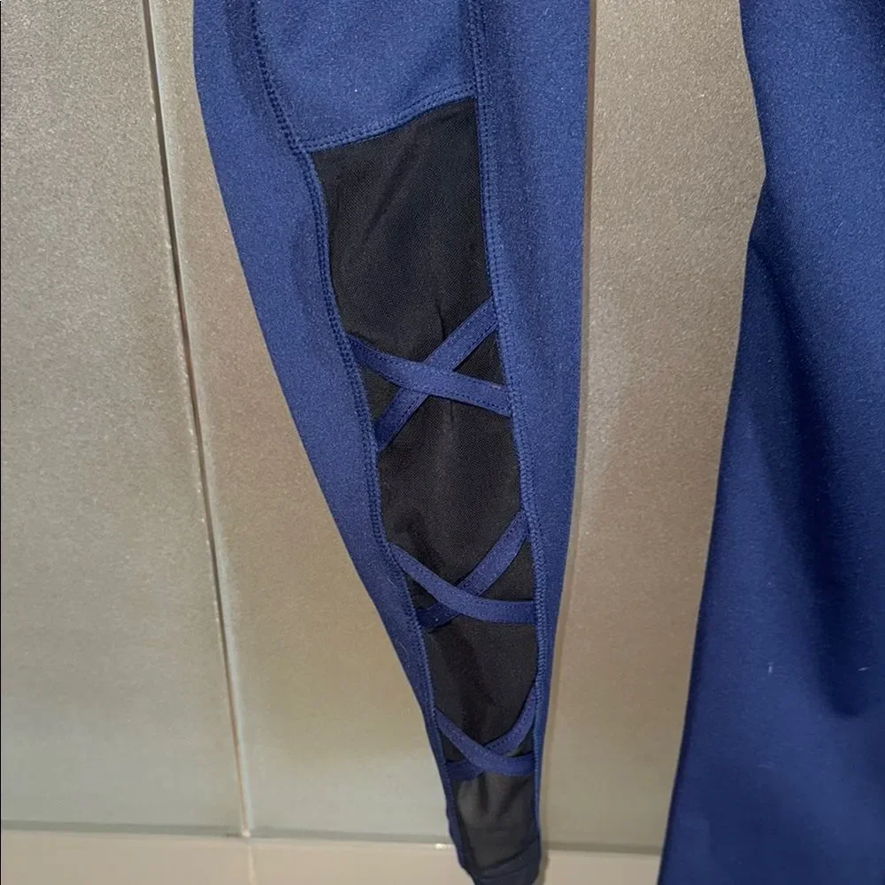 Navy Blue Leggings with Black Accents - Picture 3 of 6